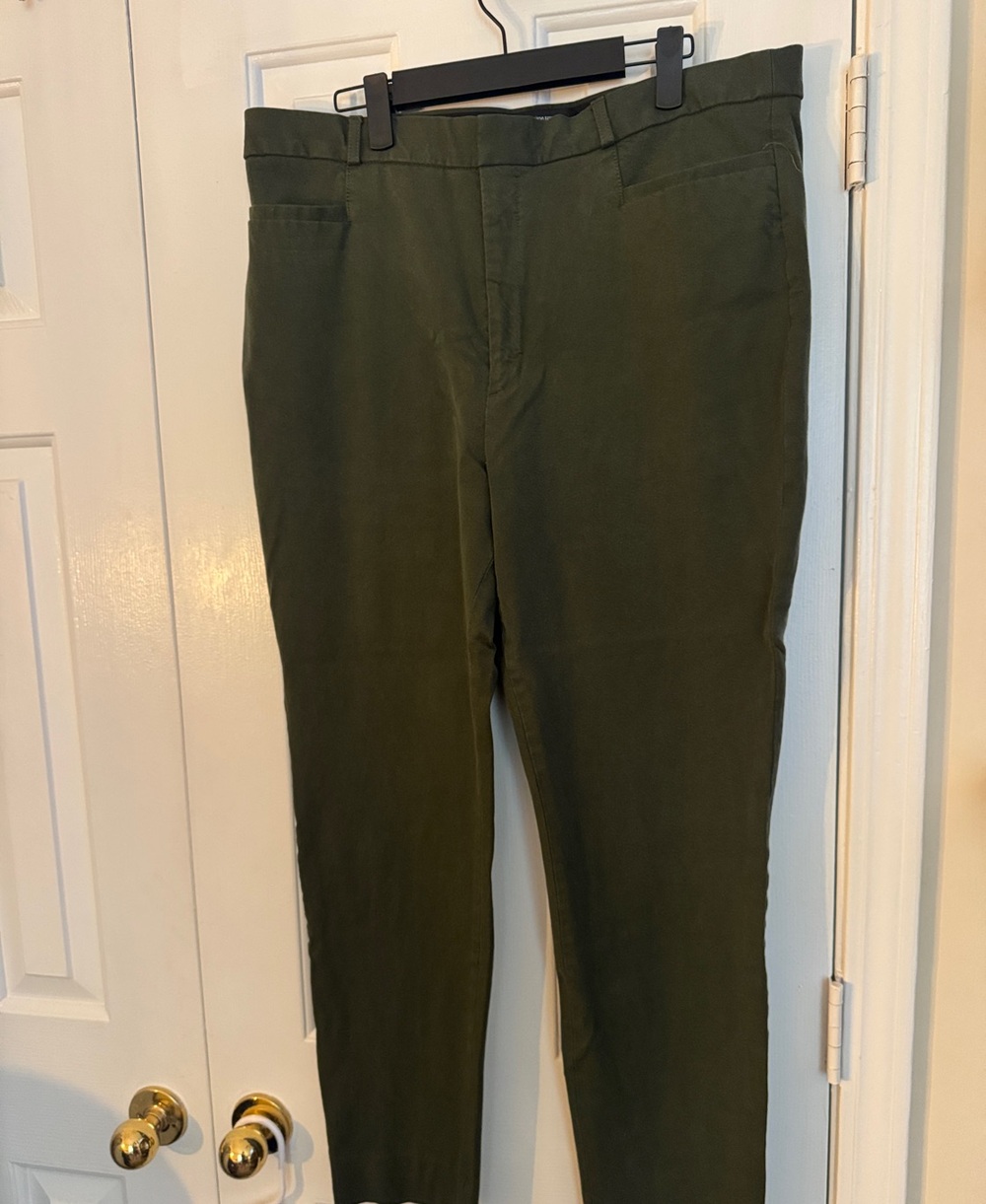 Banana Republic Olive Green Women's High Waisted Sloan